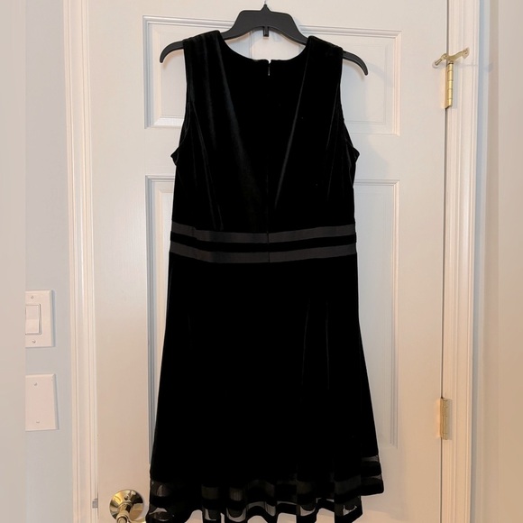 Calvin Klein Black Velvet Dress - Picture 4 of 4